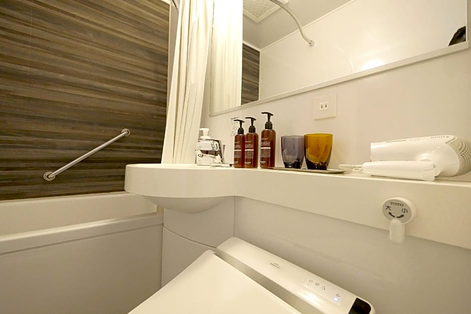 KIN HOTEL