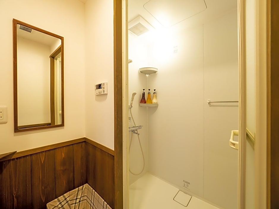 Inase Otsu Machiya Bed and Breakfast