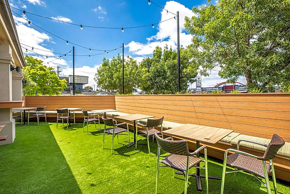 Nightelier Carrum Downs Sands Hotel