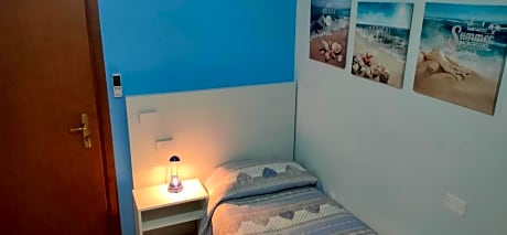 Single Room with Hill View