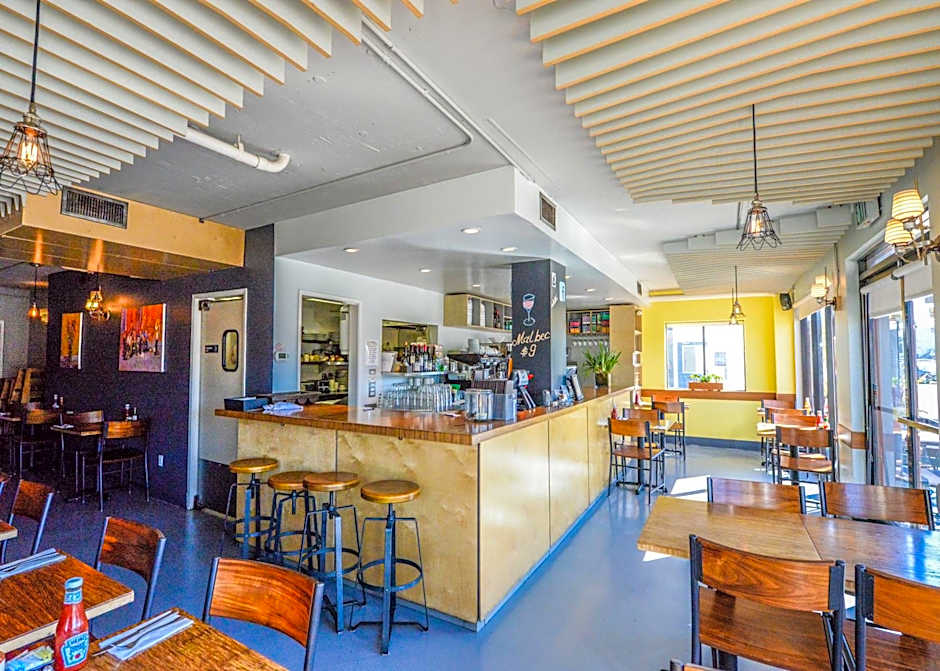 Travelodge by Wyndham Culver City