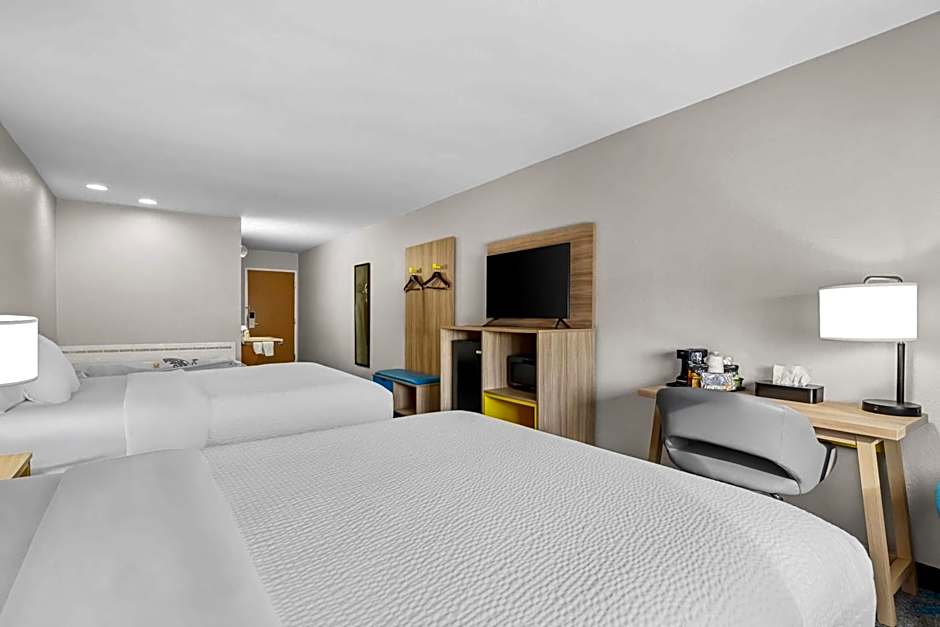 Days Inn by Wyndham Imlay City