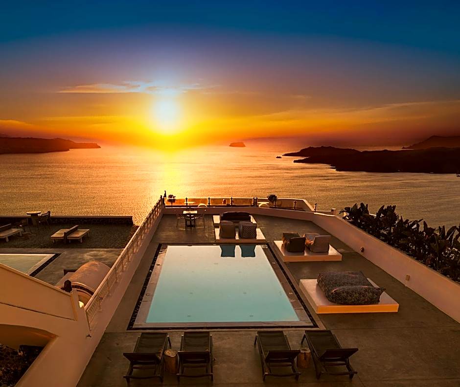 Amity Suites - Adults Only