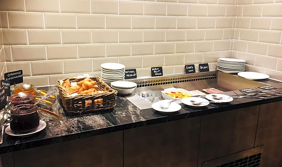 Burlington Hotel, Premier Collection