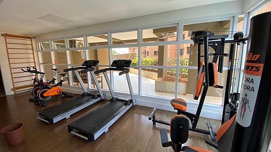 Dream House - Flat Aconchegante em Alphaville, Estacionamento Grátis, Ótima Localização!