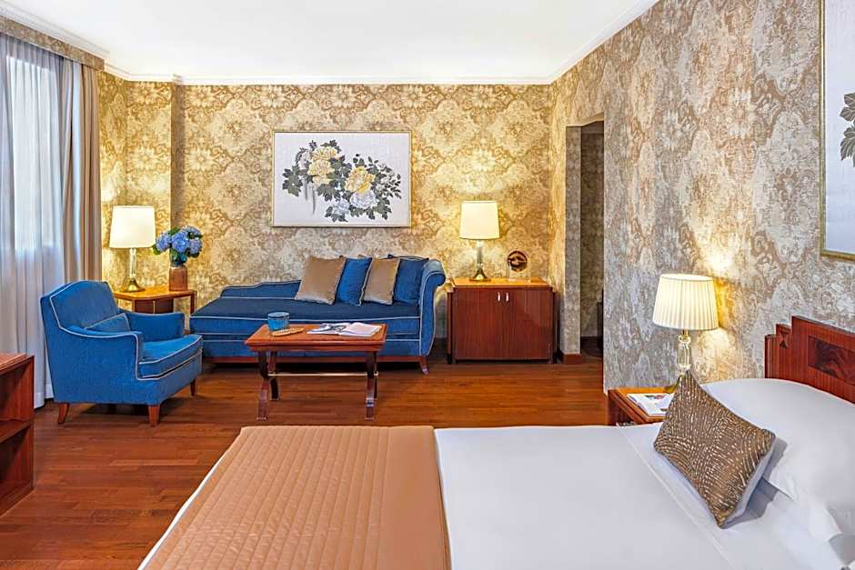 Photo 1 of 6 of Triple Room