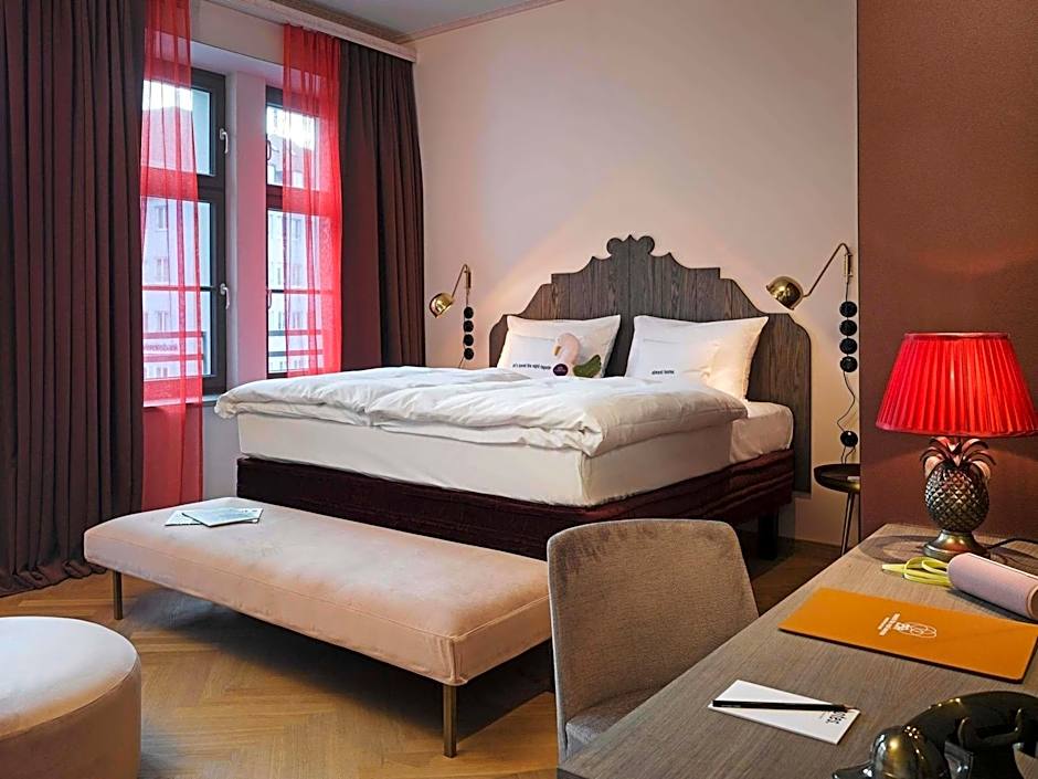 25hours Hotel Munich The Royal Bavarian