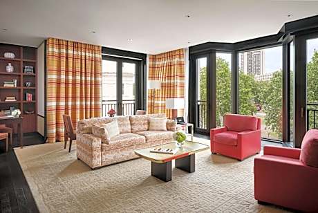 Grand Premier Park Suite Double