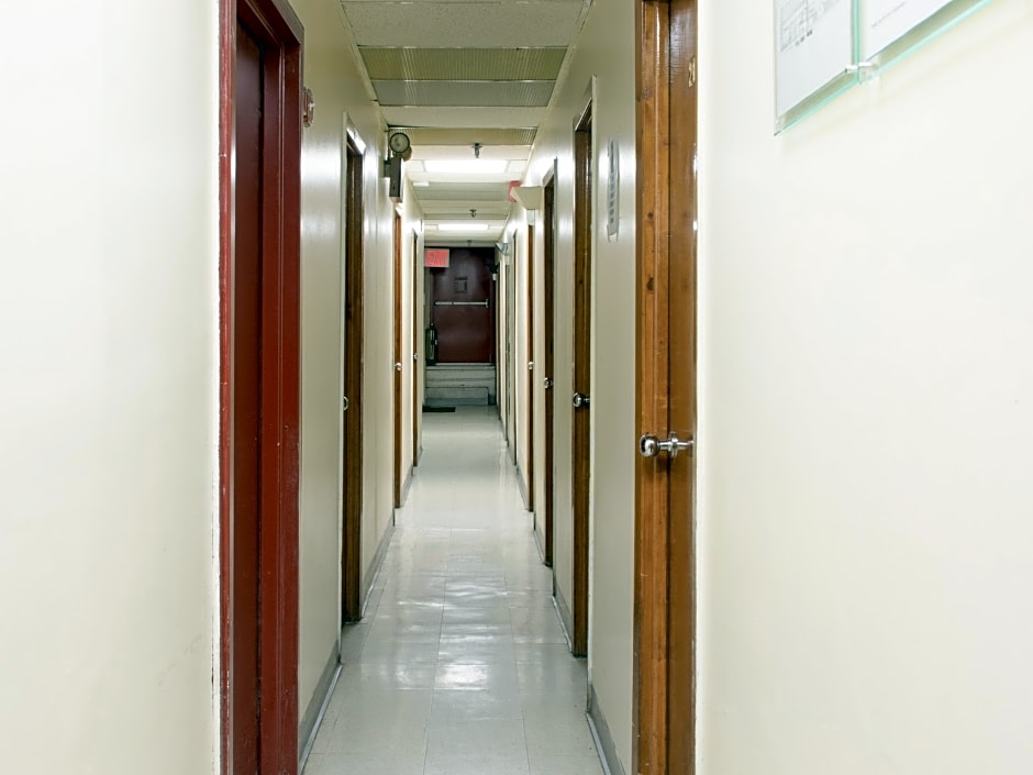 New World Hotel