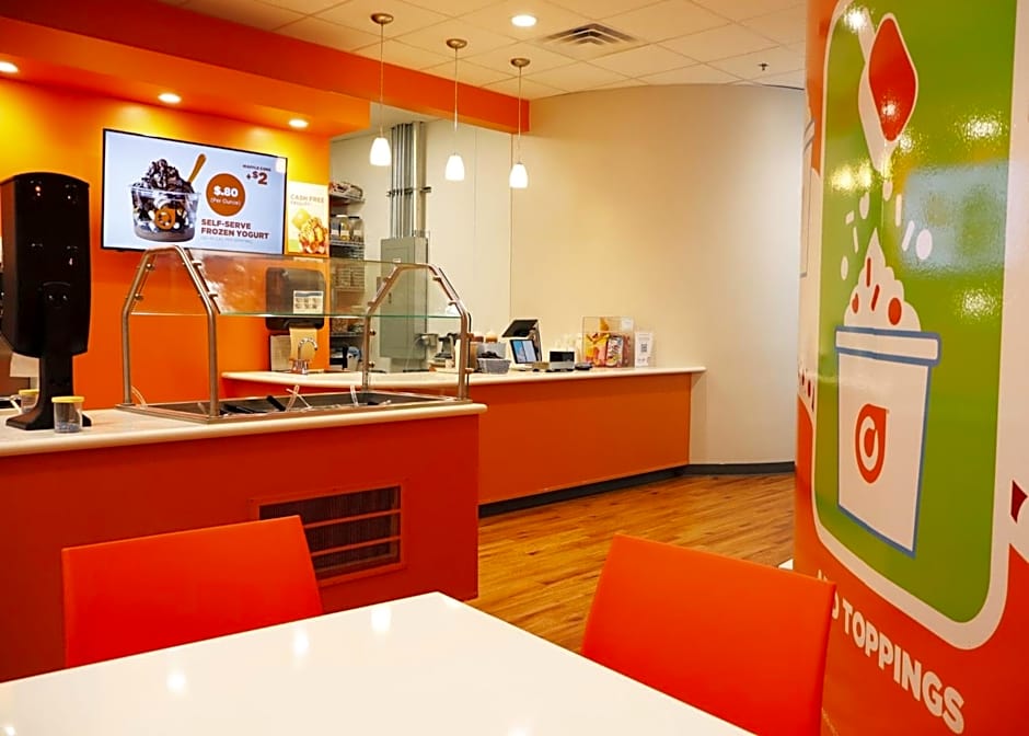 Holiday Inn Omaha Downtown Waterpark By IHG