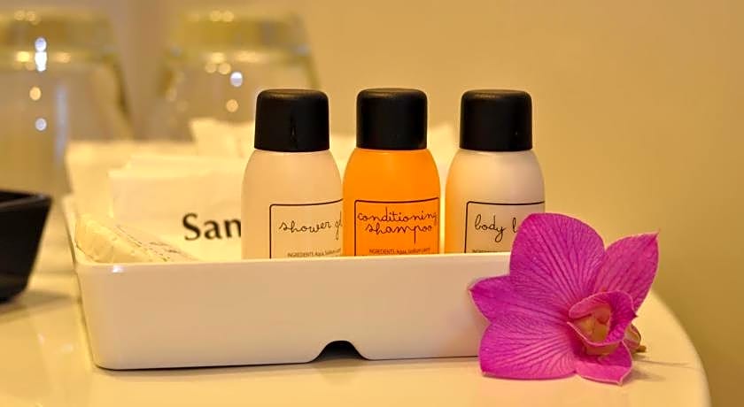 Iyarin@tuk Chang Ratchayothin Hotel