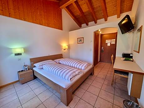 Double or Twin Room with Balcony - Annex