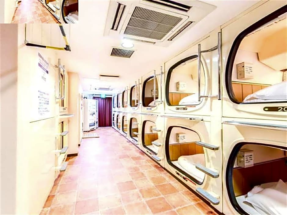 Capsule Inn Shimbashi - Men Only