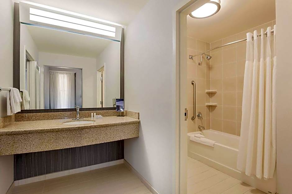 Courtyard by Marriott Pittsburgh Downtown