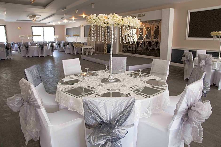 Dafne Hotel