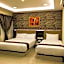 Louis Hotel