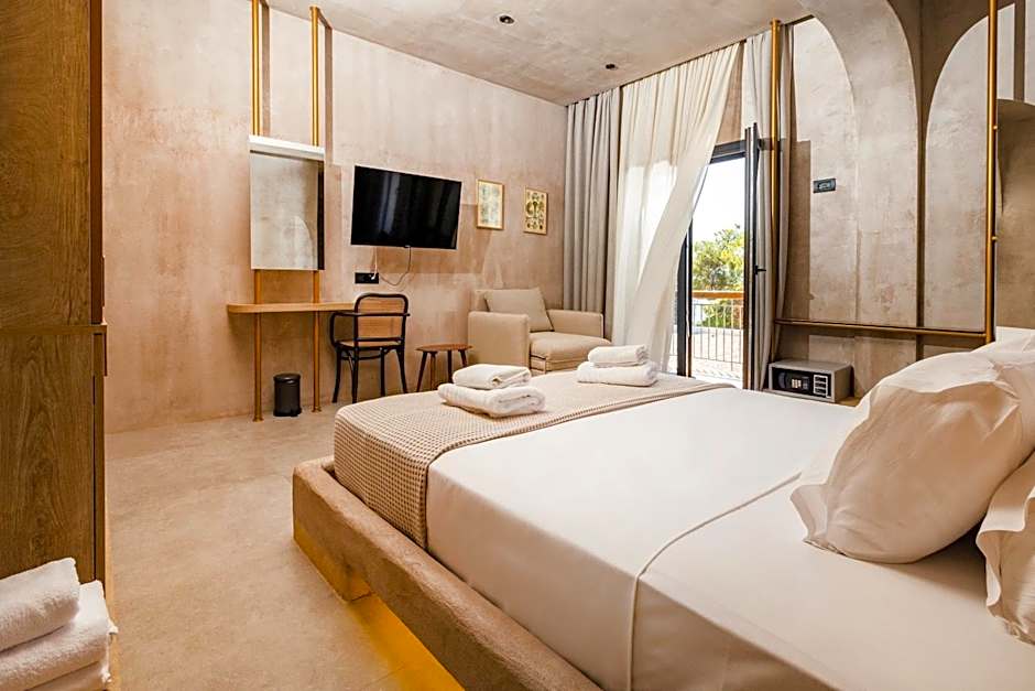 Medusa Luxury Suites