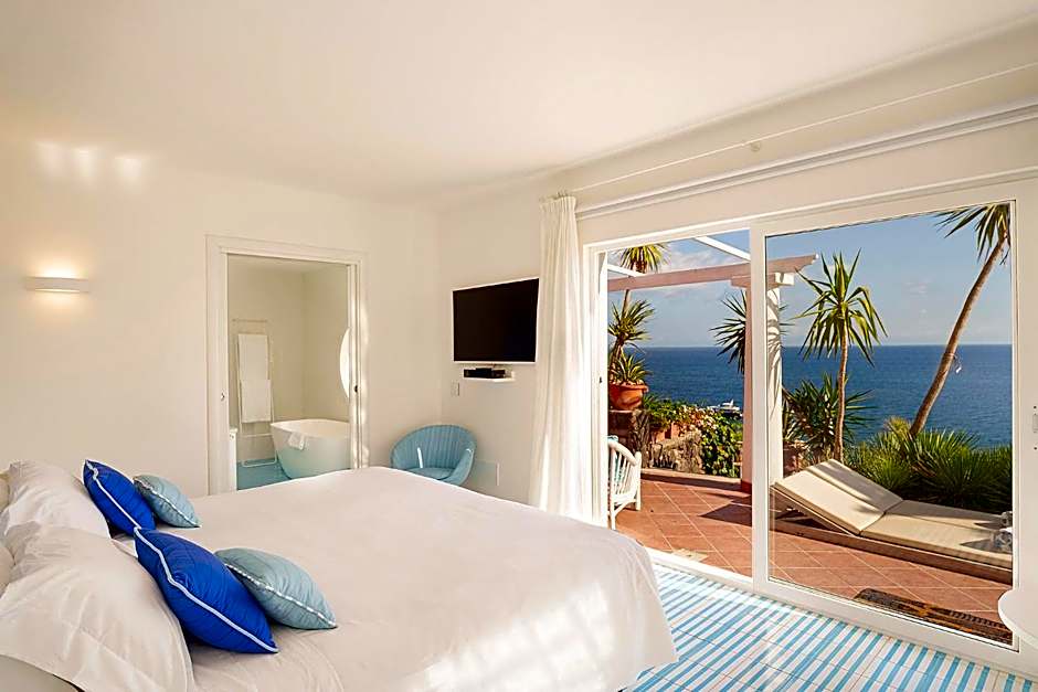 Photo 1 of 11 of Junior Suite