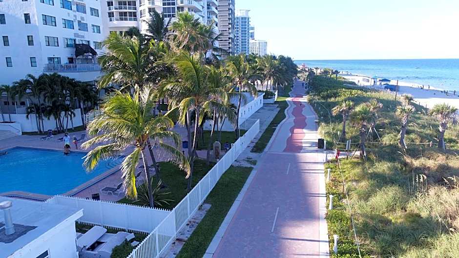 Deluxe Studios and Apartments at the Casablanca