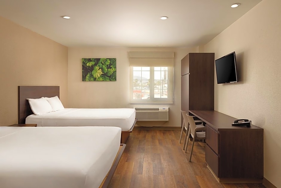 Extended Suites Tijuana Macroplaza