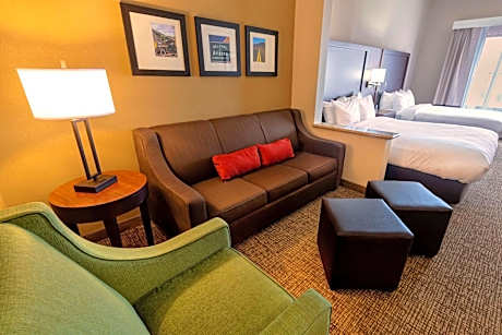 Queen Suite with Two Queen Beds and Sofa Bed