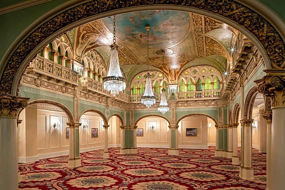 Davenport Hotel, Autograph Collection®