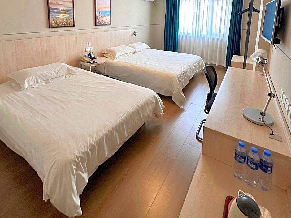 Jinjiang Inn Baoding Railway Station