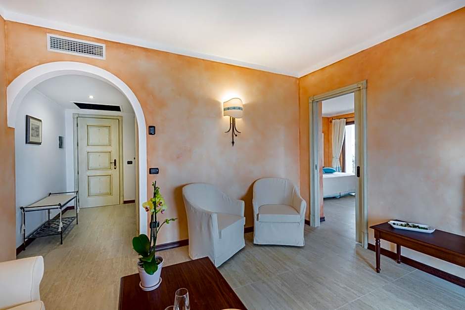 Photo 1 of 21 of Presidential Suite, Sea View