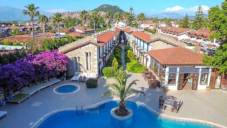Aydos Hotels & Breeze Restaurant