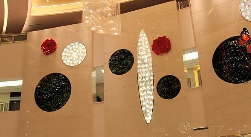 Pullman Linyi Lushang Hotel