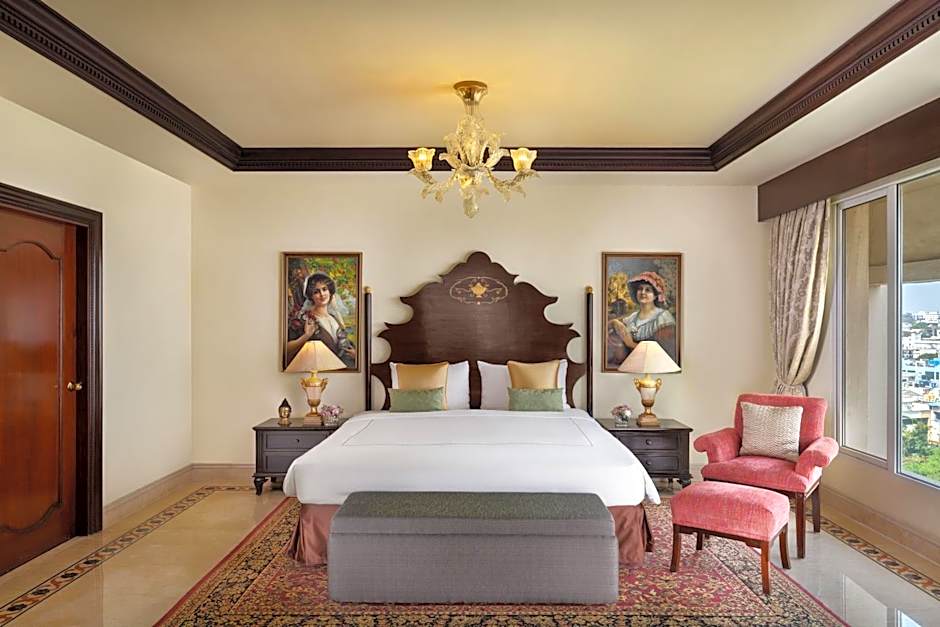 Photo 1 of 3 of Presidential Suite