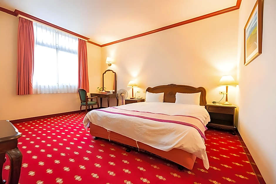 East Commercial Affairs Hotel