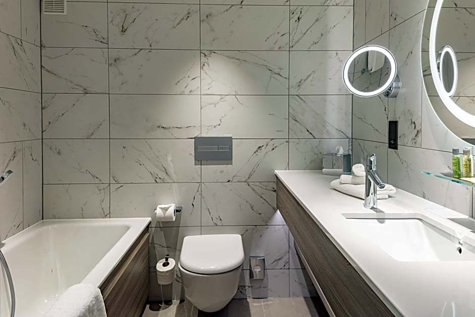 DoubleTree by Hilton Bath
