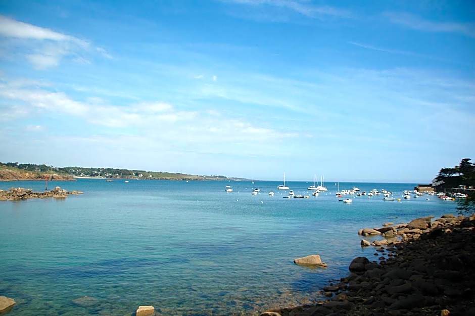 Hôtel Du Port Et De L'aven