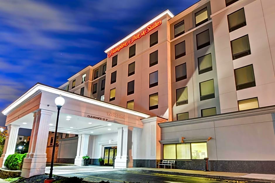 Hampton Inn By Hilton & Suites Newark-Harrison-Riverwalk
