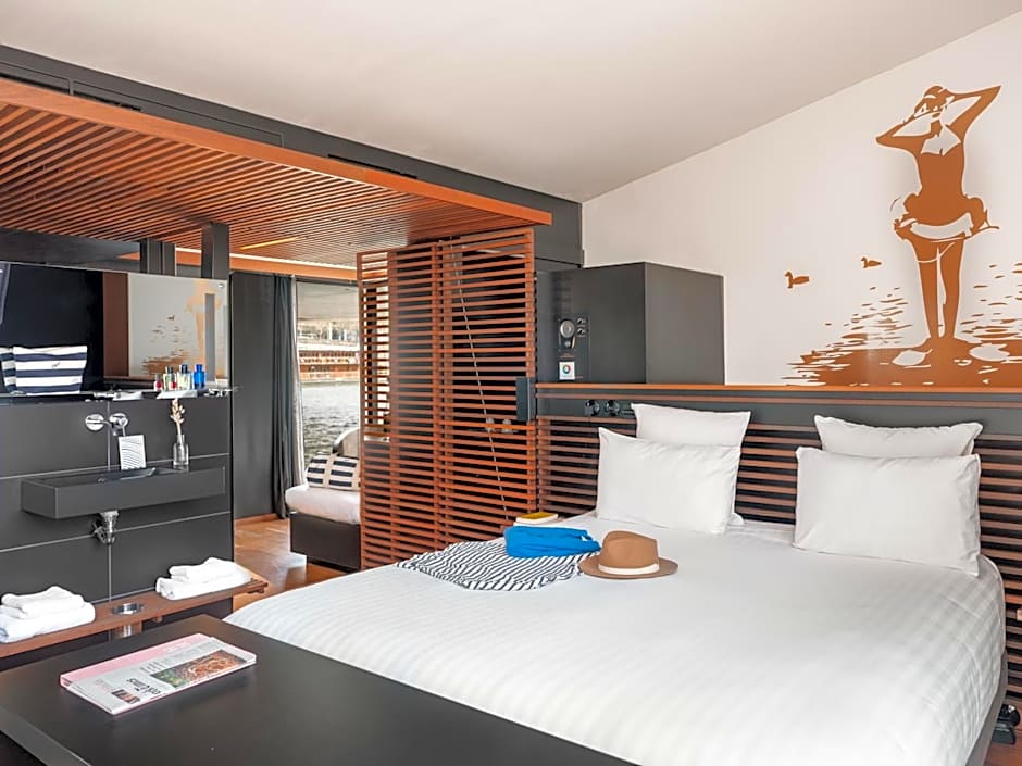 Hotel OFF Paris Seine
