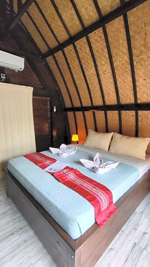 Gili Davidoff Bungalow