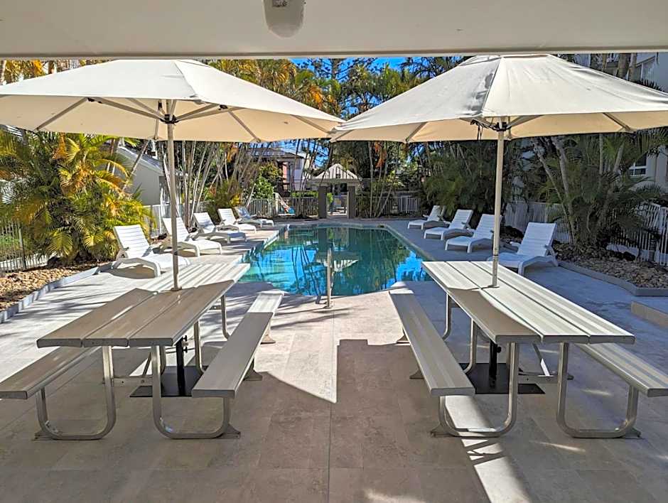 Bay Lodge Apartments