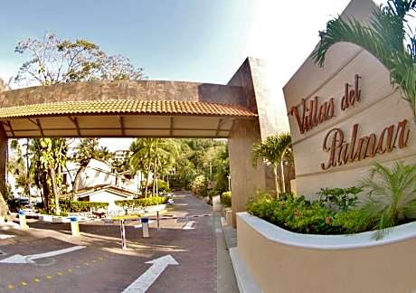 Villas del Palmar Manzanillo with Beach Club