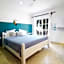 Spacious King Room near Beach & Quinta