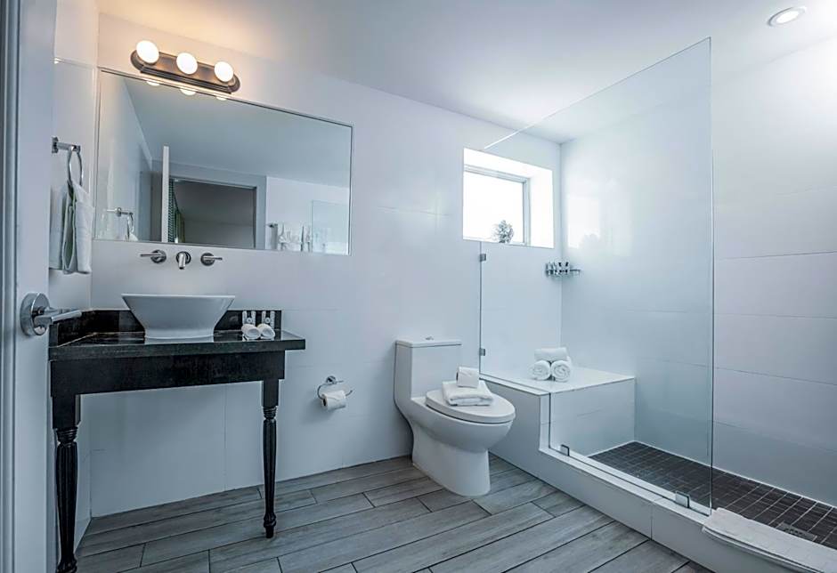 Seaside All Suites Hotel