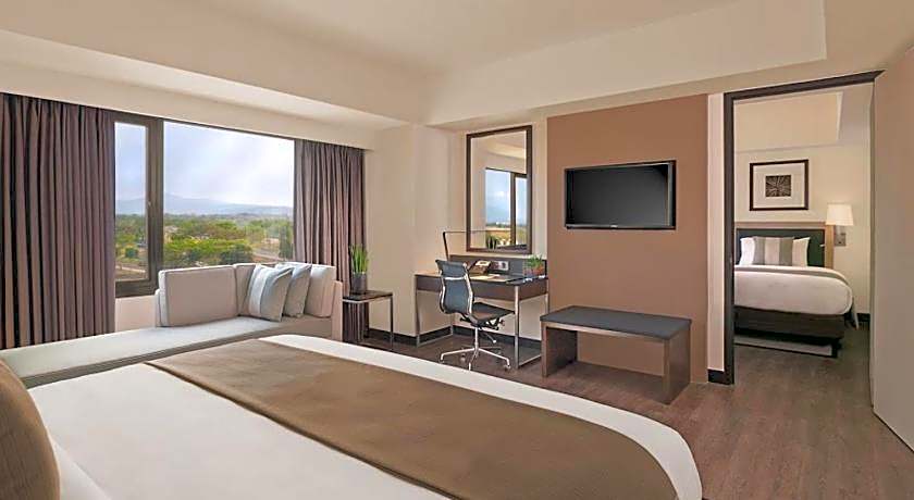 Seda Nuvali Laguna near Tagaytay