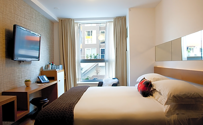 McCarren Hotel & Pool, Chelsea Hotels