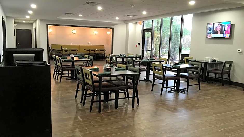 Holiday Inn Harrisburg East By IHG