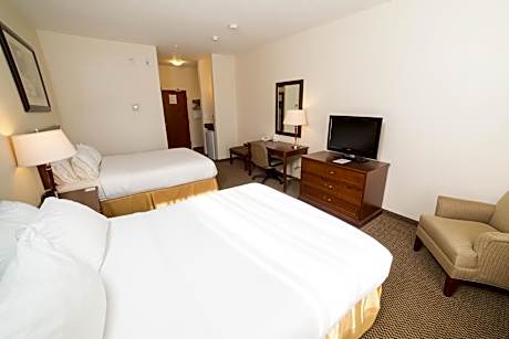 Standard Room with Two Queen Beds