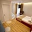 Hotel Strora