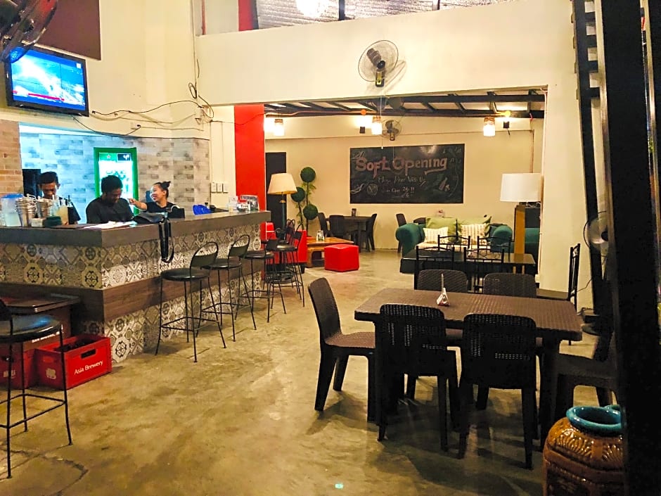 Hometown Hotel Bacolod