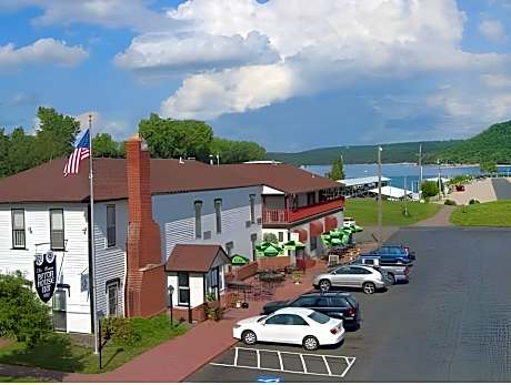 Afton House Inn