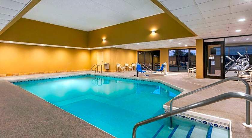 AmericInn by Wyndham Madison West