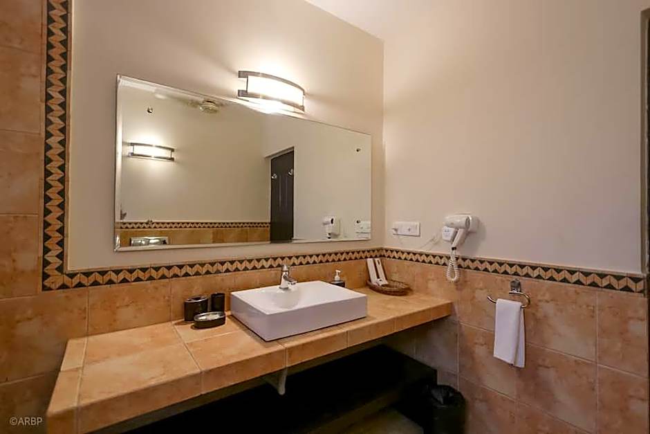 La Sunila Suites Baga by WSI